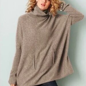 Garnet Hill Tan Cashmere Wool Oversized Kangaroo Pocket Turtleneck Sweater M